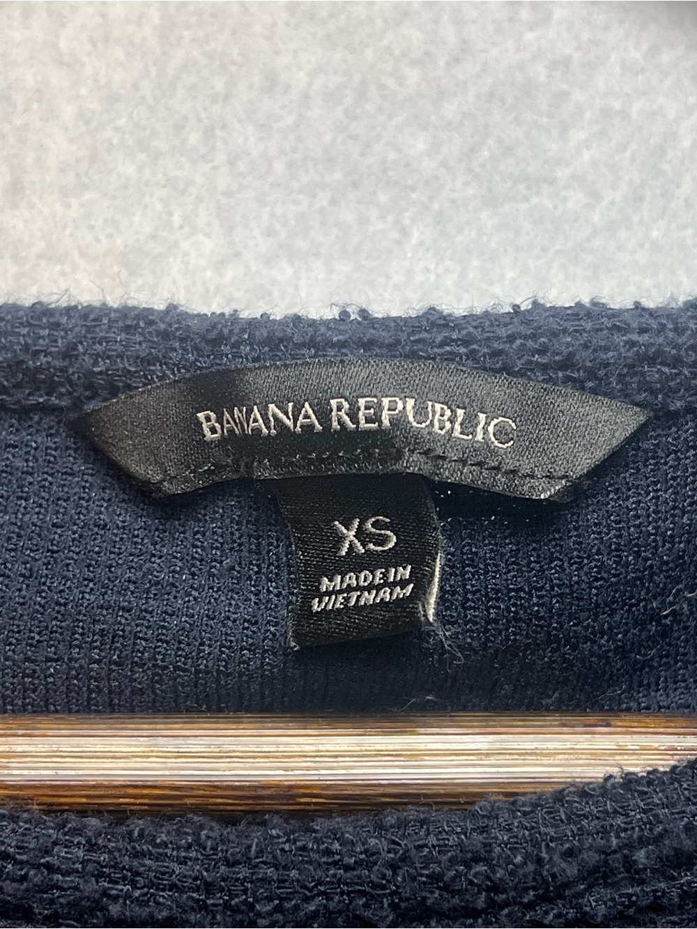 Banana Republic Navy Crochet-Trim Sleeveless Tank - Picture 3 of 7
